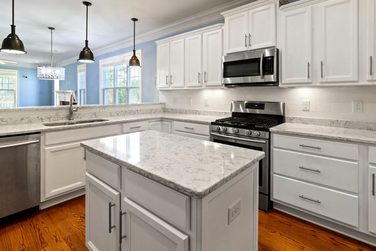 Filth & Squalor Cleanup in Blue Hills, CT